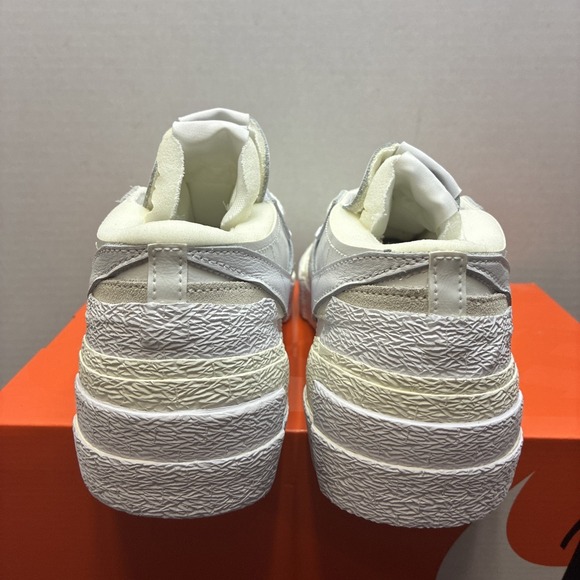 Nike Sacai x Blazer Low White Patent Mens 10 Womens 11.5 - Picture 8 of 16